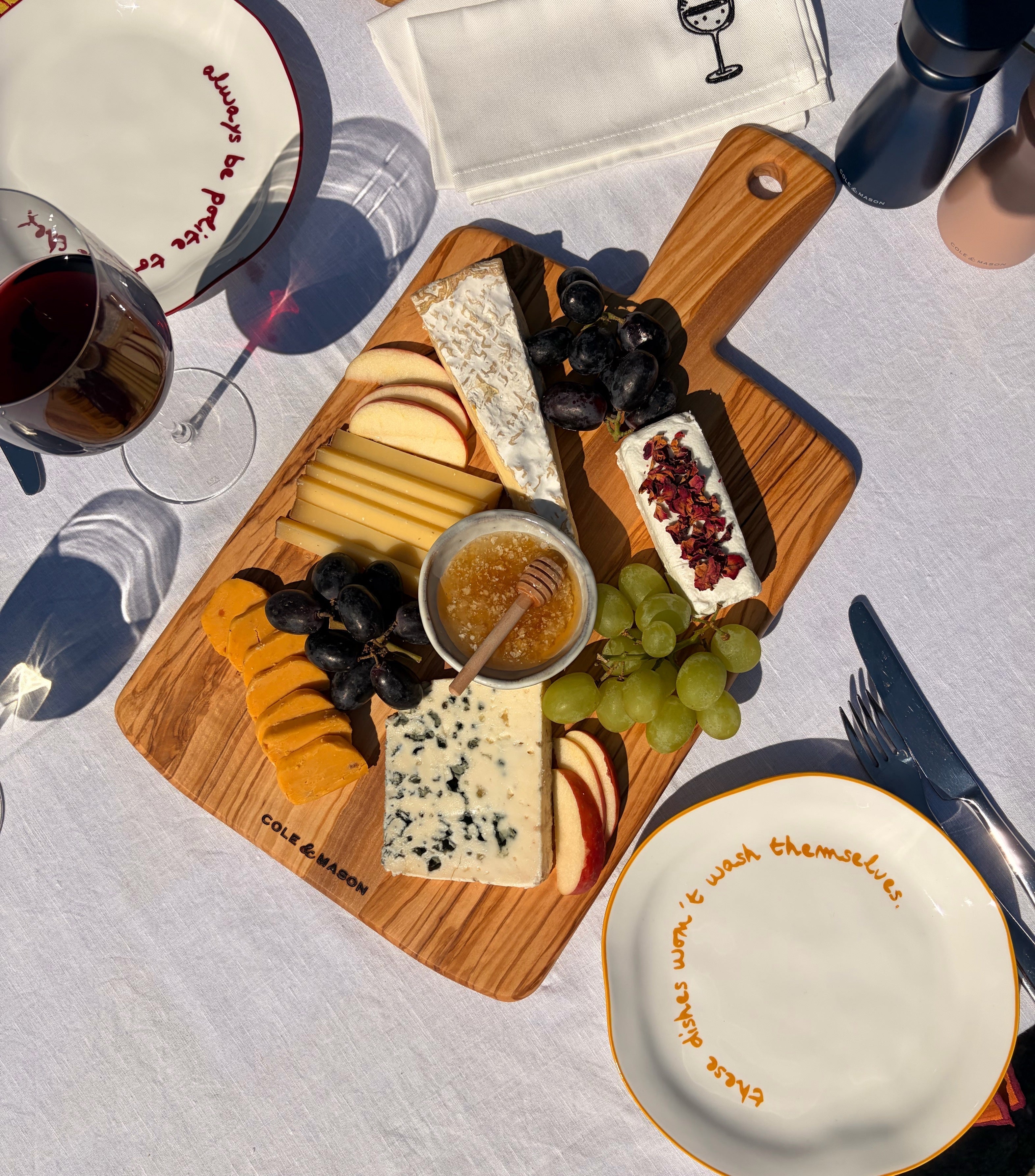 How to Create the Perfect Cheese Board