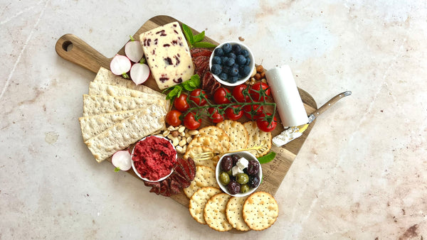 How To Create The Perfect Picnic Platter with Beetroot Hummus