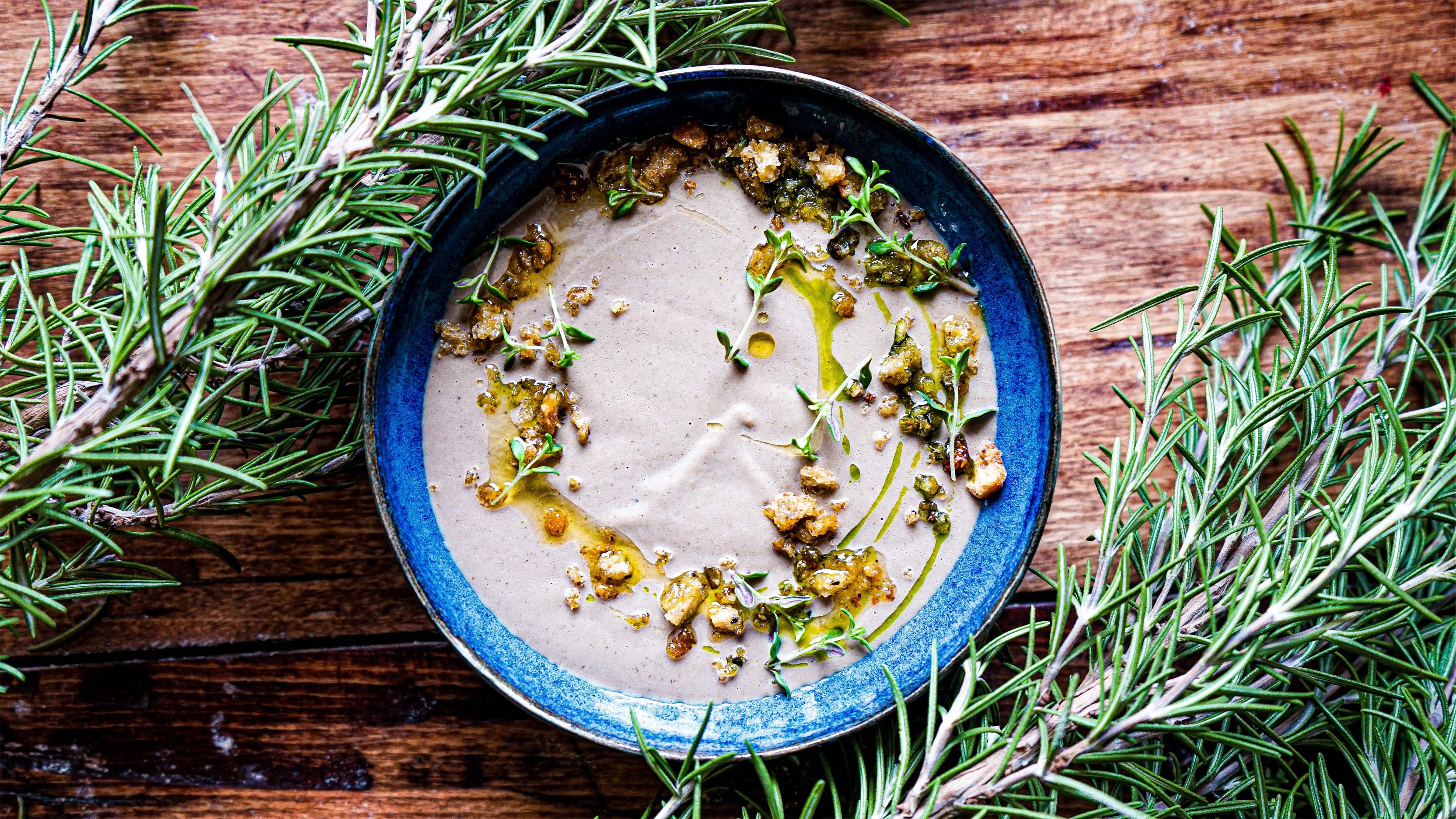 Seasoning with Rosemary Cole & Mason UK