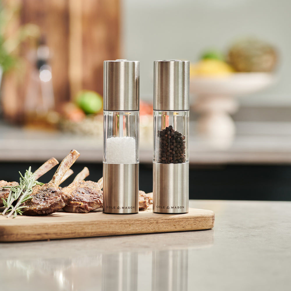 Oslo Salt & Pepper Mills 185mm Cole & Mason UK